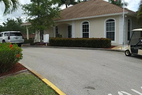 Neapolitan Cove RV Resort