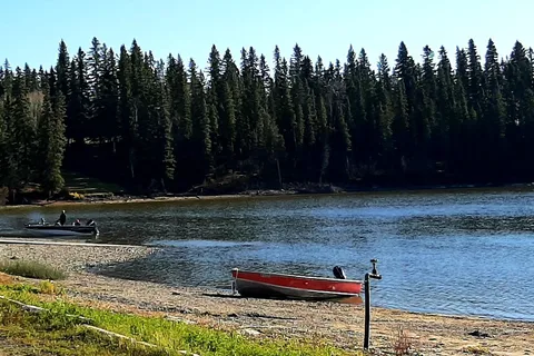 Paint Lake Provincial Park