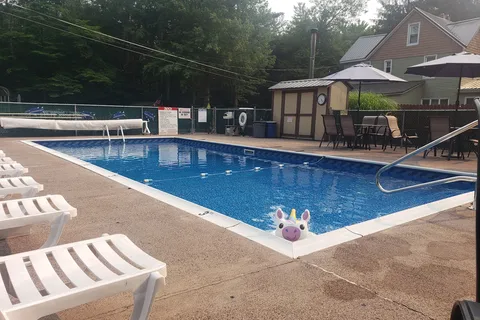 Hemlock Campground and Cottages