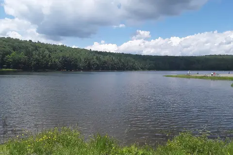 Bowman Lake State Park