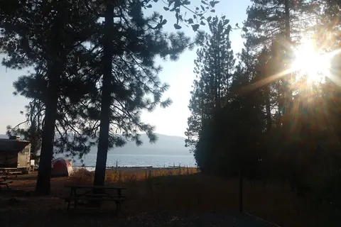 Lake Cove Resort and Marina