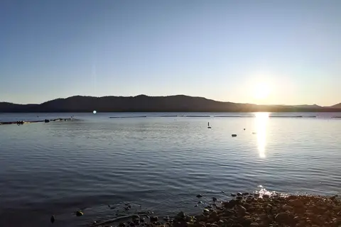 Lake Cove Resort and Marina