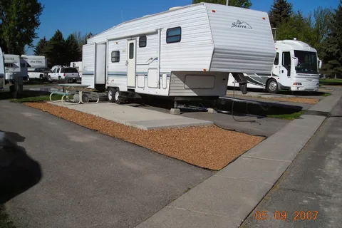 Sunnyside Acres Park and Campground