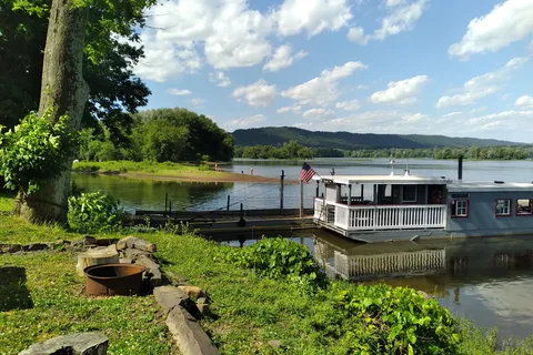 Ferryboat Campsites