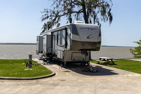 On The Lake RV Resort