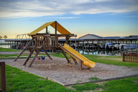 On The Lake RV Resort
