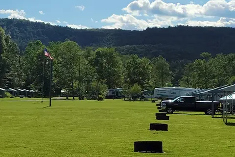 Elk Crossing 555 Campground