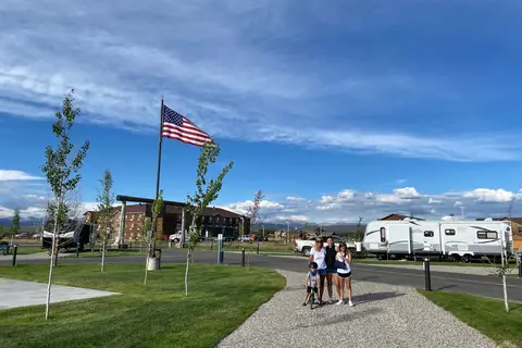Yellowstone Trail RV Park