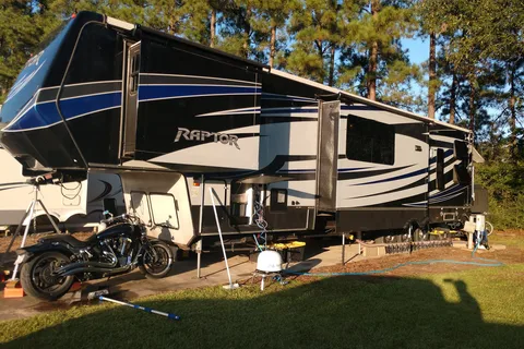 Smith Lake RV Park