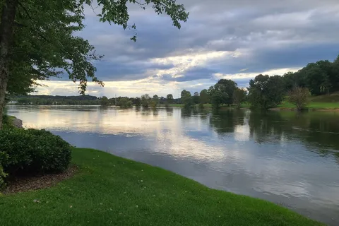Two Rivers Landing RV Resort