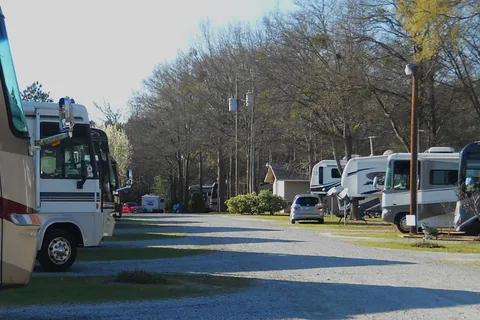 Twin Oaks RV Park