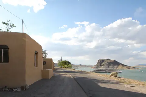 Dam Site Resort and Marina