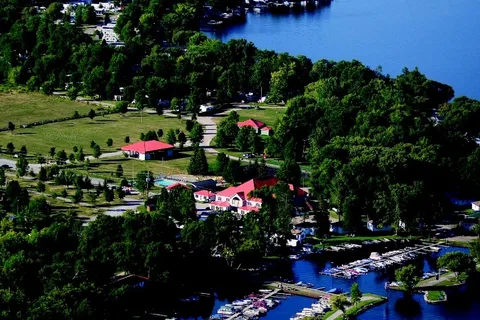 Golden Beach Resort And Trailer Park