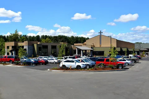 Life Northwest RV and Lodging