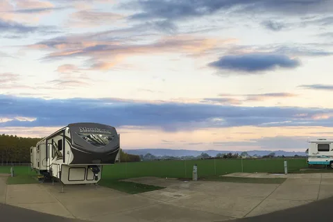 Life Northwest RV and Lodging
