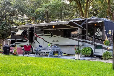 Mobile West RV Resort