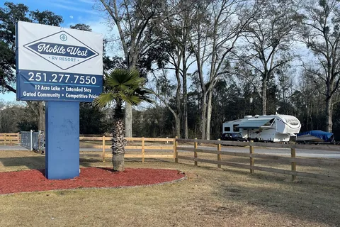 Mobile West RV Resort