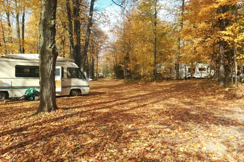 Ottawa's Poplar Grove Campground/ RV Park