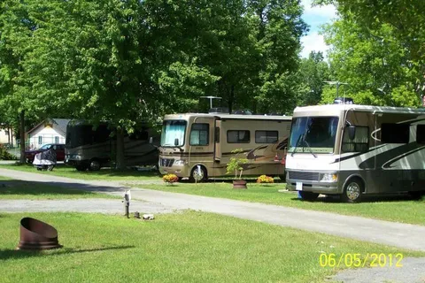 Ottawa's Poplar Grove Campground/ RV Park