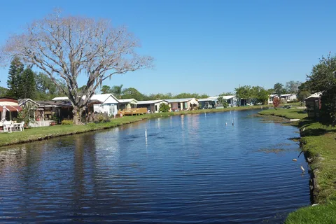 River Oaks RV Resort