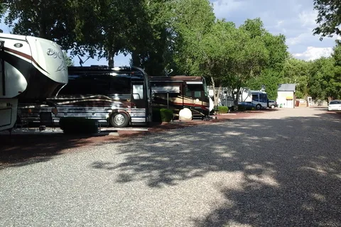 J and H RV Park