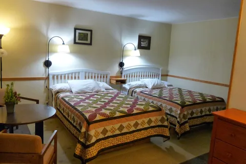 Country Villa Motel Campground