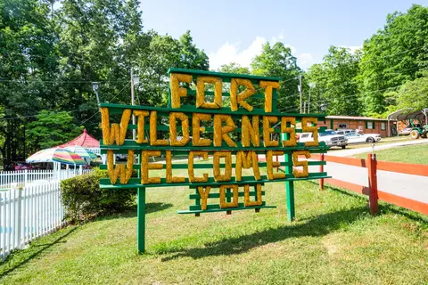 Fort Wilderness RV Park & Campground