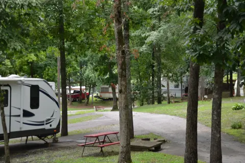 Fort Wilderness RV Park & Campground