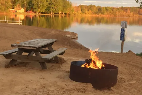 Dumont Lake Campground