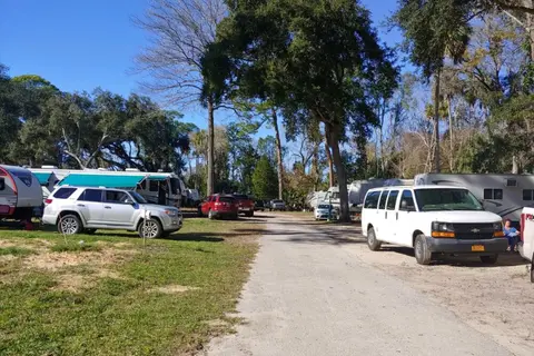 Eleanor Oaks RV Park
