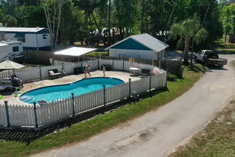 Eleanor Oaks RV Park