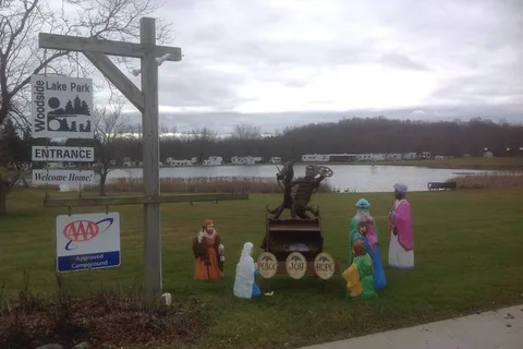 Woodside Lake Park