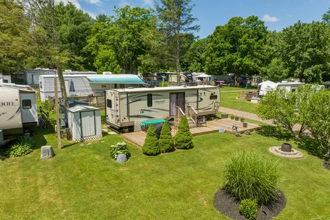 Wolf's Den Family Campground