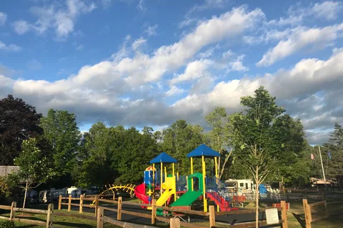 Wolf's Den Family Campground