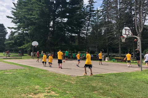 Wolf's Den Family Campground