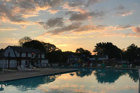 Wolf's Den Family Campground