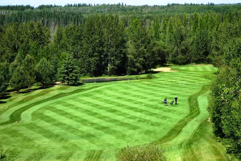 Smoky Lake Golf Course and RV Park