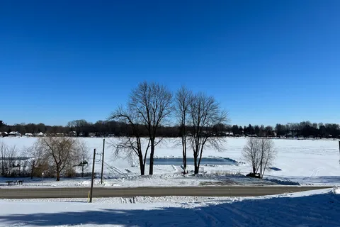 Lakeside Resort