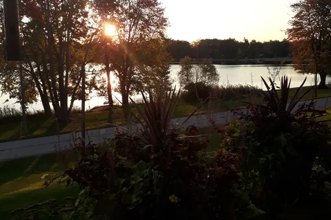 Lakeside Resort