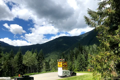 Canyon Hot Springs Resort Ltd