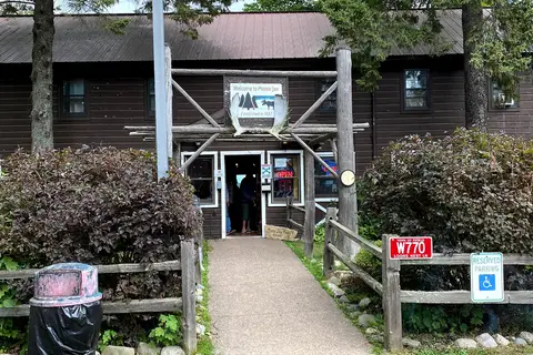 Moose Jaw Lodge and Resort