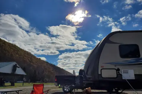 Eagle's Nest Campground