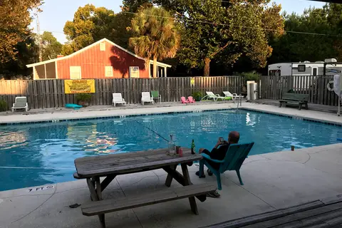 Piddler's Pointe RV Resort And Campground
