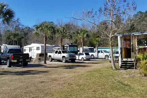 Piddler's Pointe RV Resort And Campground