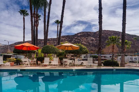 Oak Creek RV Resort - Sunland