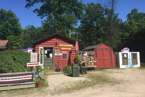 Twin Oaks RV Campground and Cabins