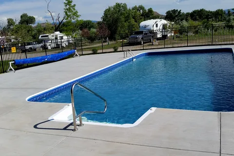 Glenwood Springs West / Colorado River KOA Holiday