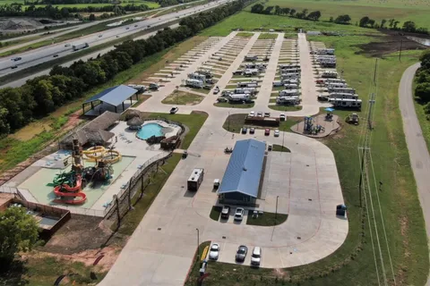 Summer Breeze RV Resort 