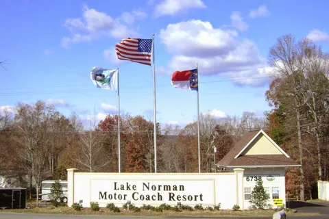 Lake Norman Motor Coach Resort
