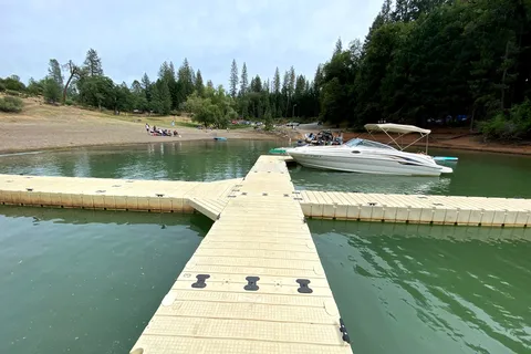 Peninsula Camping and Boating Resort